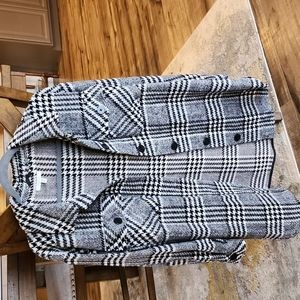 Houndstooth Shacket Women's Medium M